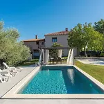 Terre Bianche With Private Pool And Whirlpool Дом отдыха Буйе