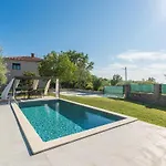 Terre Bianche With Private Pool And Whirlpool Дом отдыха Буйе
