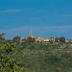 Дом отдыха Terre Bianche With Private Pool And Whirlpool Буйе
