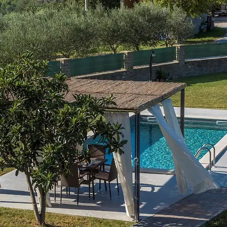 Terre Bianche With Private Pool And Whirlpool * ブイェ