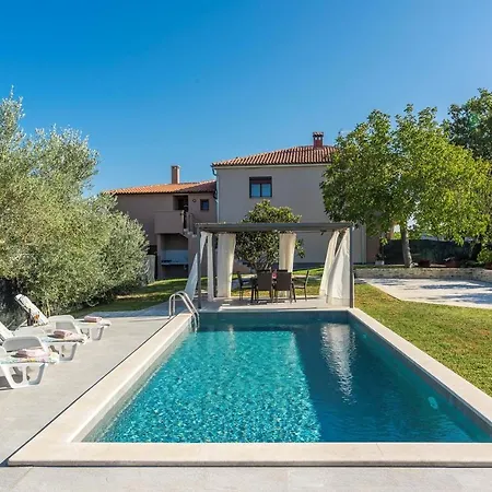 Terre Bianche With Private Pool And Whirlpool Vakantiehuis Buje