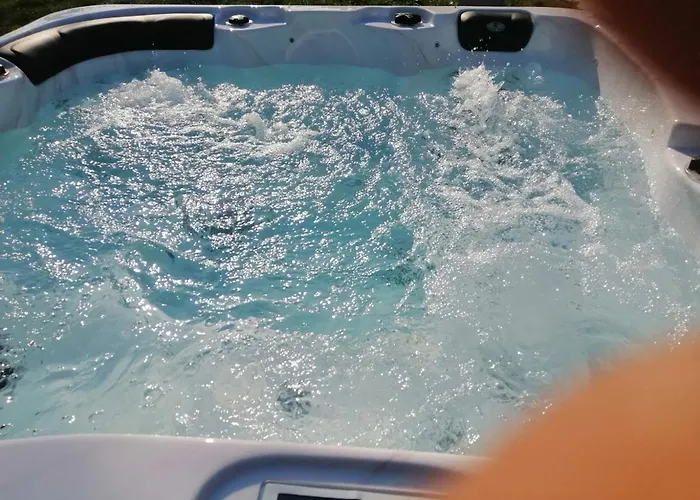 Terre Bianche With Private Pool And Whirlpool * Buje