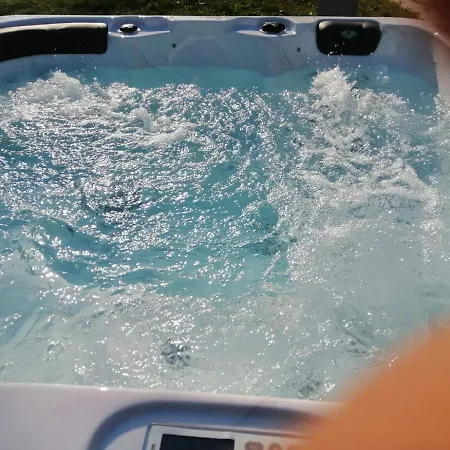 Terre Bianche With Private Pool And Whirlpool * Buje
