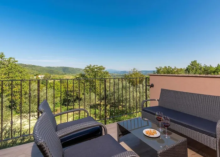 Terre Bianche With Private Pool And Whirlpool * Buje