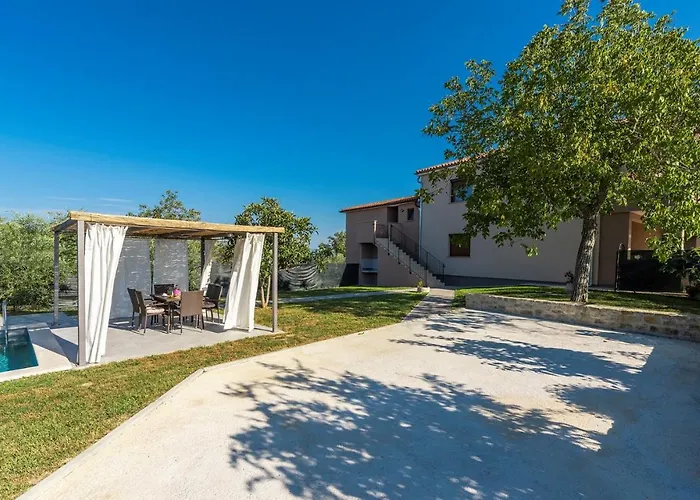 Vakantiehuis Terre Bianche With Private Pool And Whirlpool